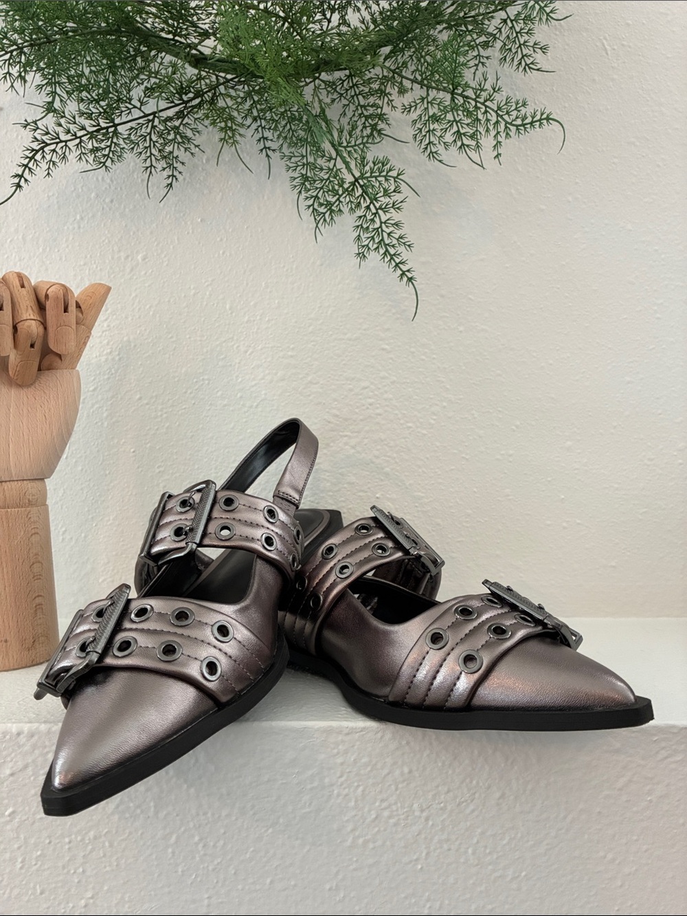 Mix No. 6 Pewter Flats